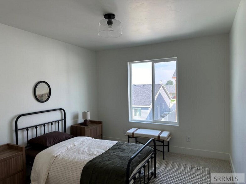 Building Photo - 1266 Wright Ave