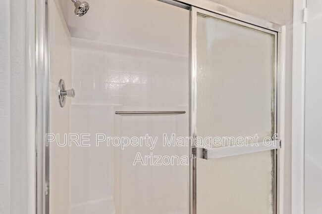 Building Photo - 8625 E Belleview Pl