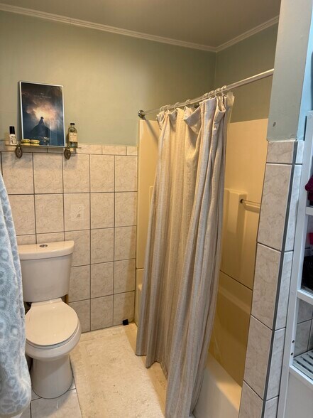 Building Photo - 6 Berry St