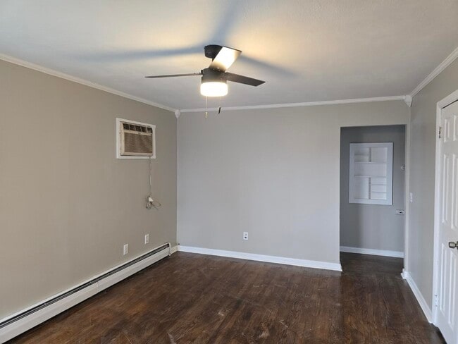 Building Photo - 1202 Van Vleck Rd