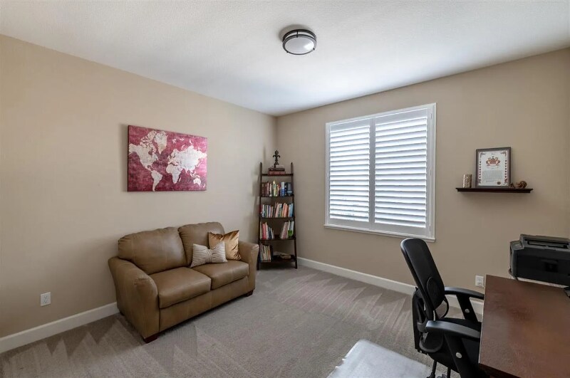 Building Photo - 1392 Violet Way