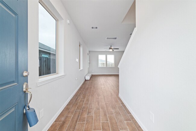 Building Photo - 21622 Buttonsage Ln