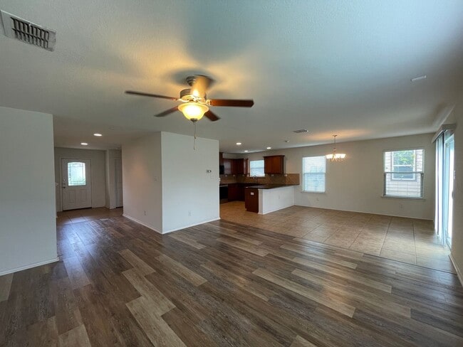 Building Photo - 9211 Wind Crown