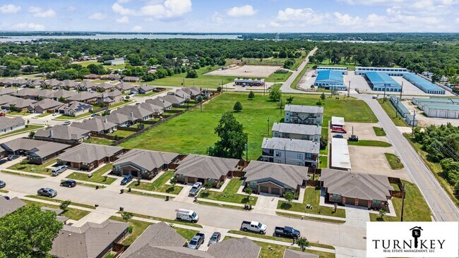 Building Photo - 1300-1304 White Sand Dr.