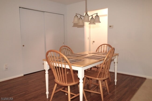 Building Photo - 11 Brookside Ln