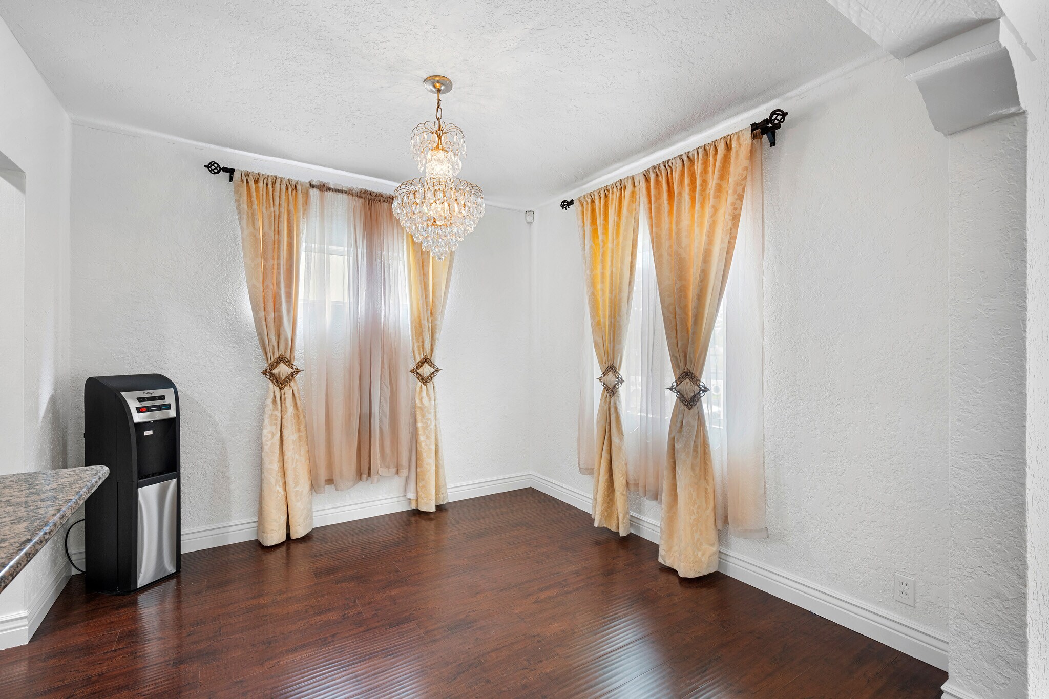 Building Photo - 1515 Glenwood Rd