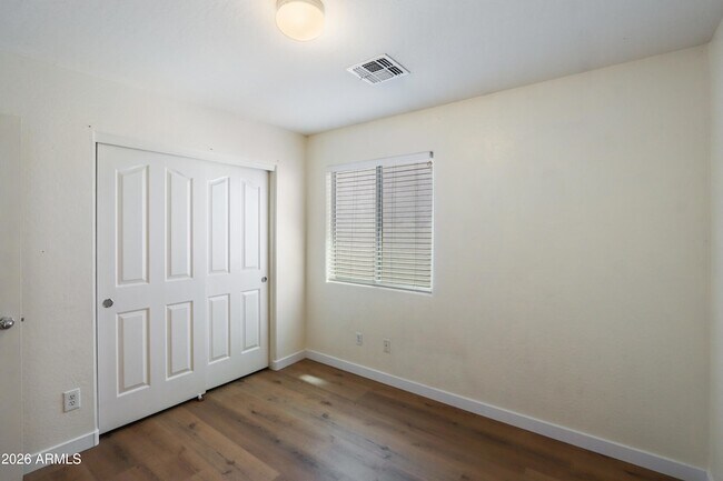 Building Photo - 44924 Balboa Dr