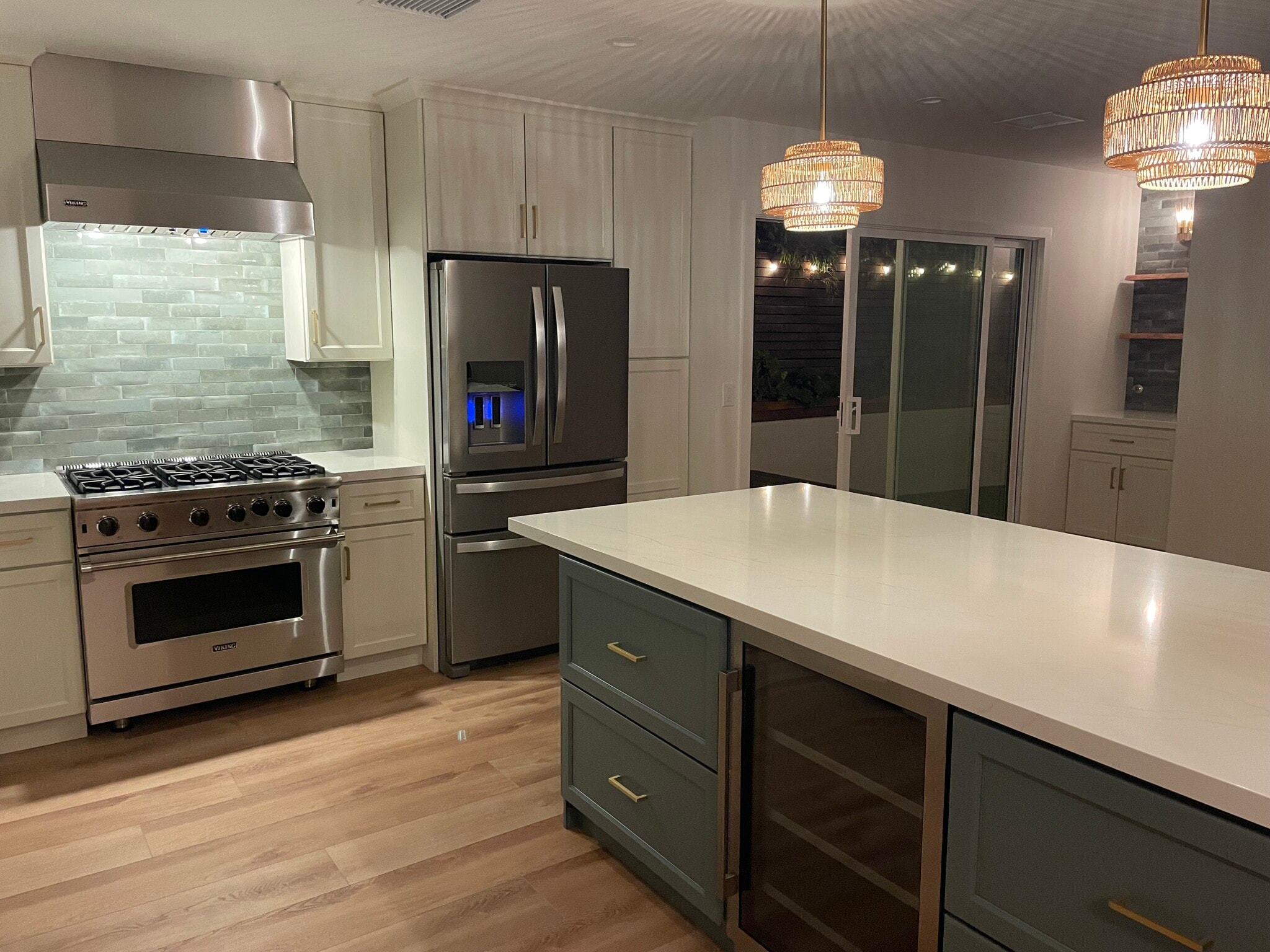 Building Photo - 536 1st St