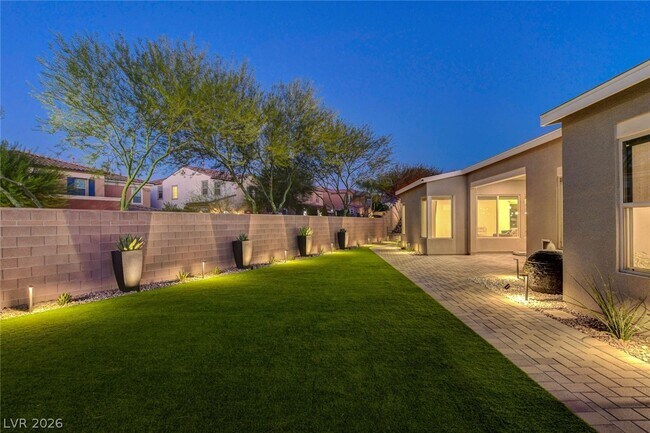 Building Photo - 2560 Bridle Oaks Ct