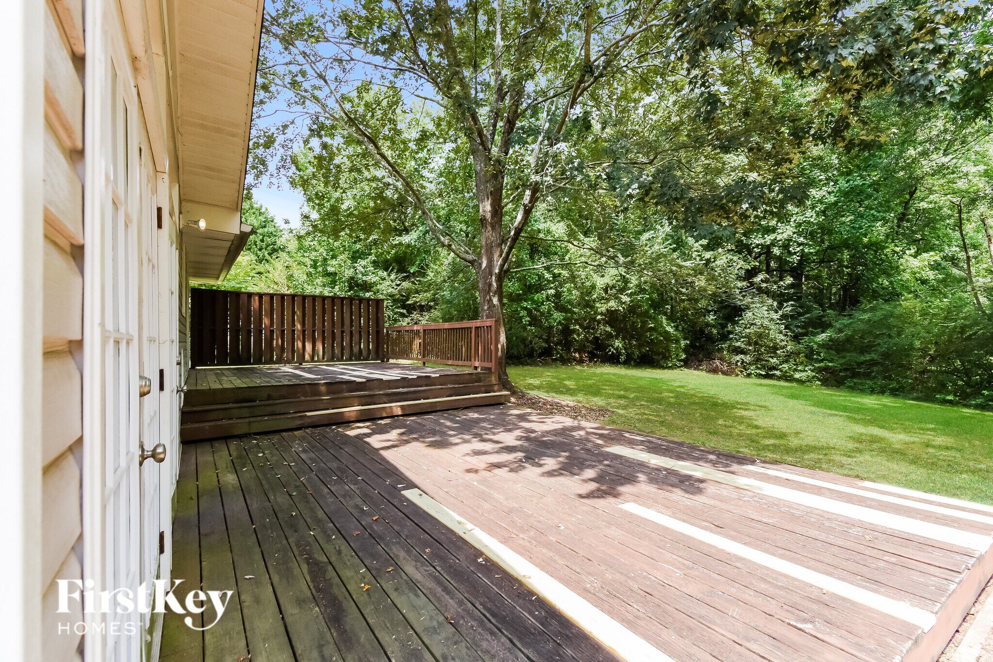 Building Photo - 492 Gresham Rd SW