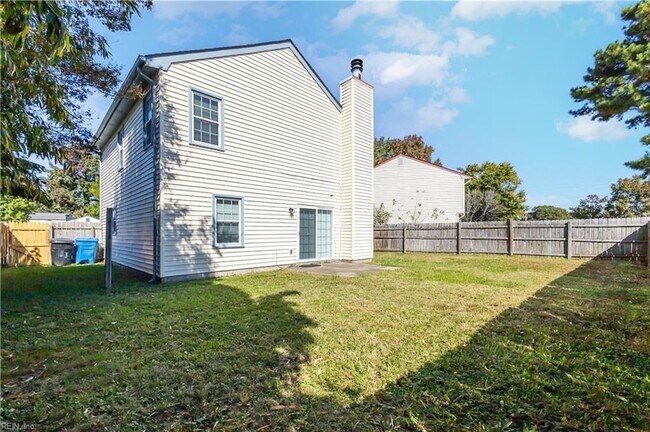 Building Photo - 908 Vincent Ct