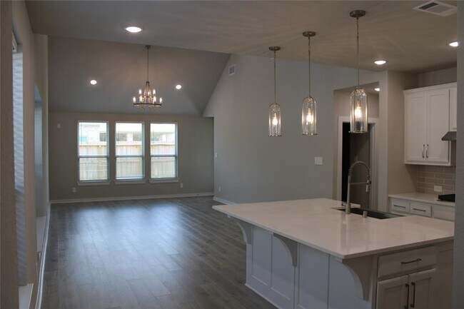Building Photo - 143 Nightshade St