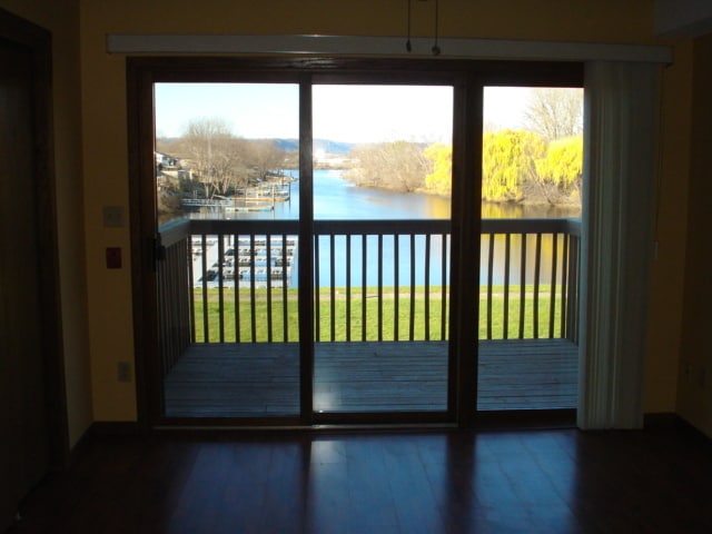 Building Photo - 1335 Lauderdale Pl