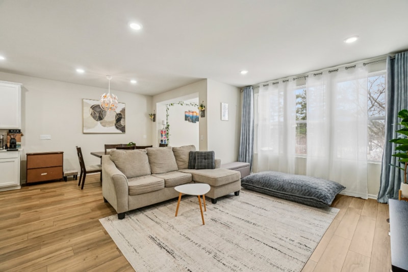 Building Photo - 525 Addison Cir