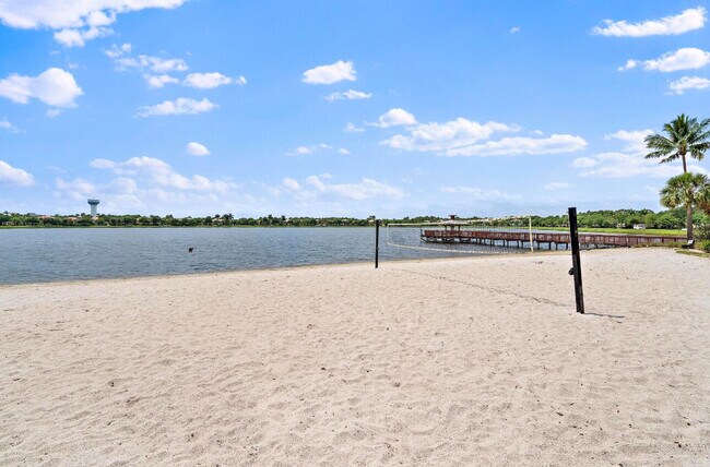 Building Photo - 113 Evergrene Pkwy