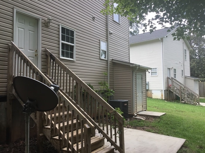 Building Photo - 1606 Allenbrook Dr