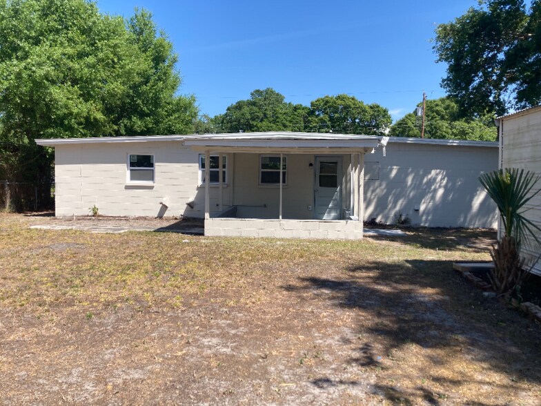 Building Photo - 4925 S 83rd St