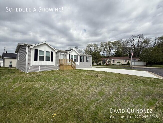 Building Photo - 6271 Roosevelt-