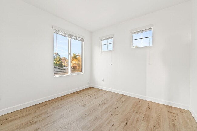 Building Photo - 1564 Clanton Pl