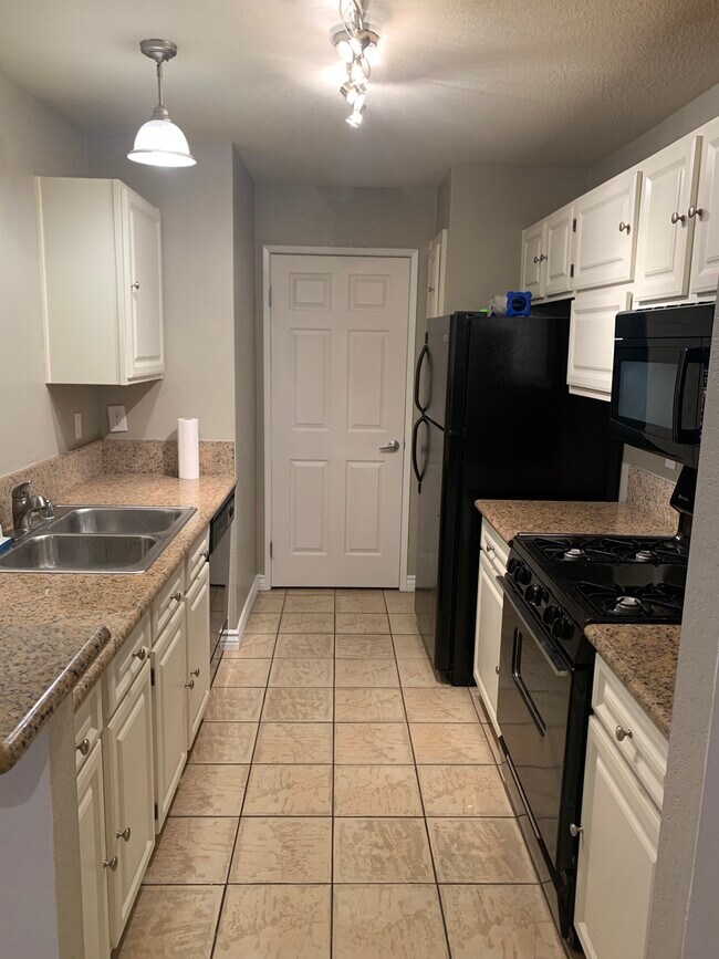 2200 S Fort Apache Rd 2200 S Fort Apache Rd Las Vegas NV 89117