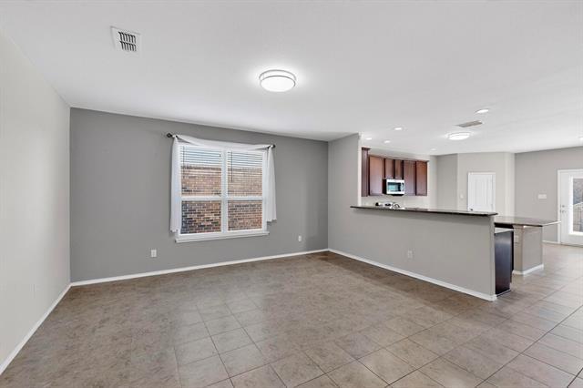 Building Photo - 2224 Loreto Dr