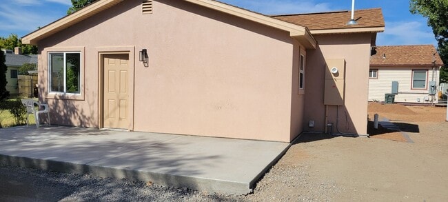 Building Photo - New Construction Walking Distance to CMU