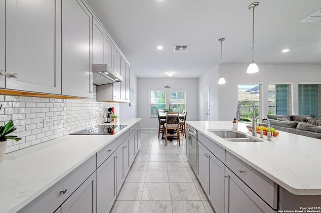 Building Photo - 14468 Gecko Lndg