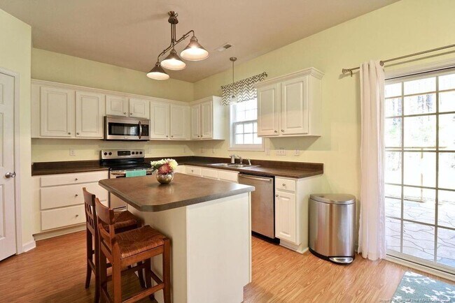 Building Photo - 448 Moss Pink Dr