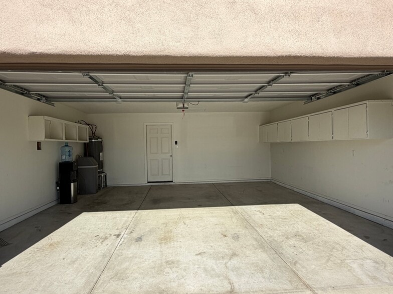 Building Photo - 10355 Typhoon Ave