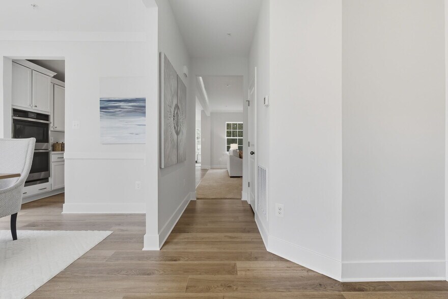 Building Photo - 328 Ridge Rd