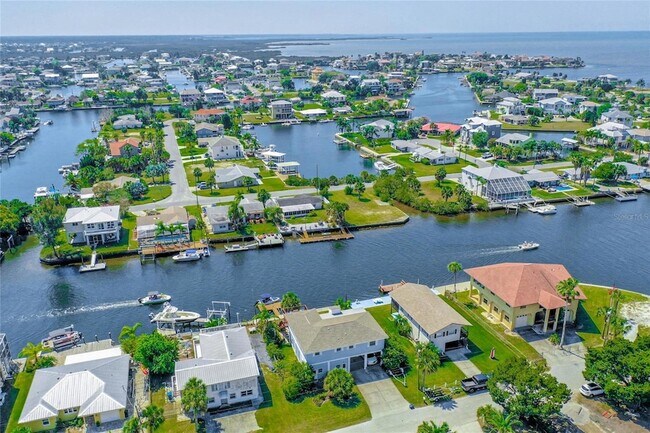 Building Photo - 3272 Minnow Creek Dr