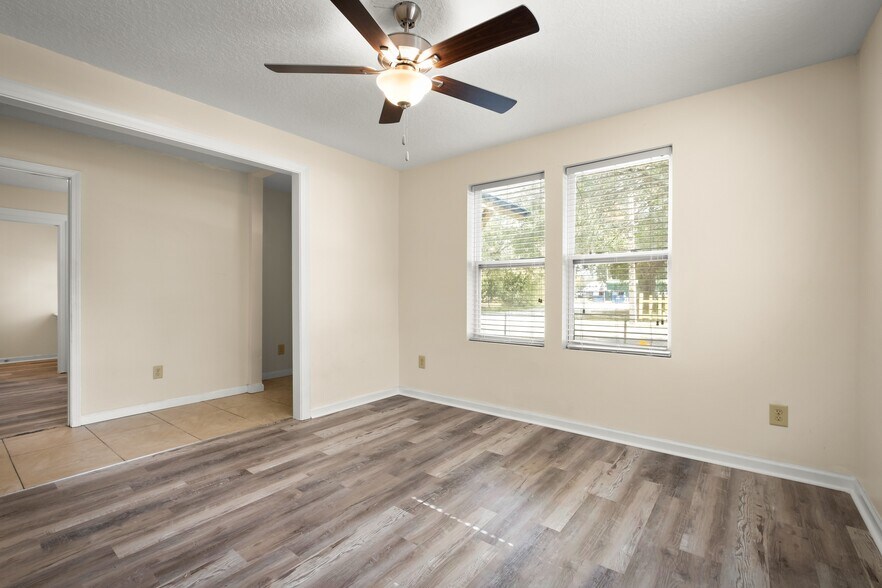 Building Photo - 12716 Gillespie Ave