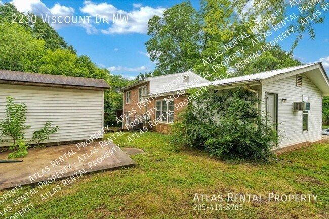 Building Photo - 2230 Viscount Dr NW