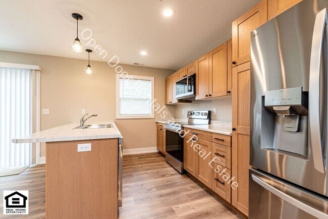 Building Photo - 10547 Old Leo Rd