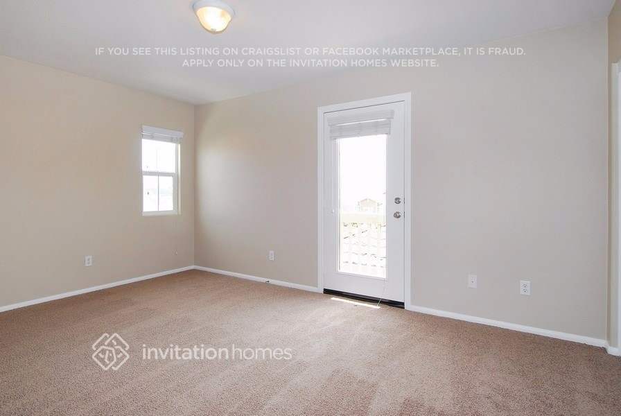 Building Photo - 2263 Finch Cir