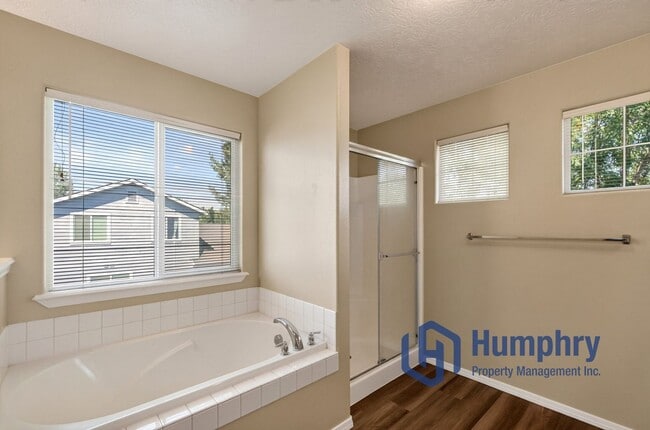 Building Photo - 2243 N Cougar Way