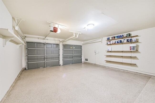 Building Photo - 15002 Chestnut Falls Dr