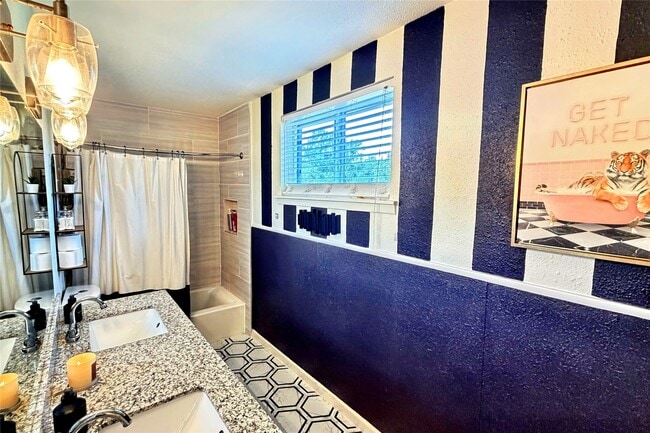 Building Photo - 12407 Whittington Dr