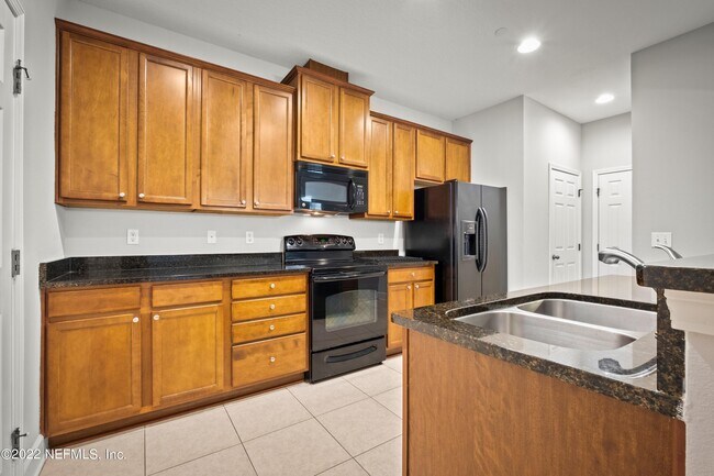 Building Photo - 6216 Clearsky Dr