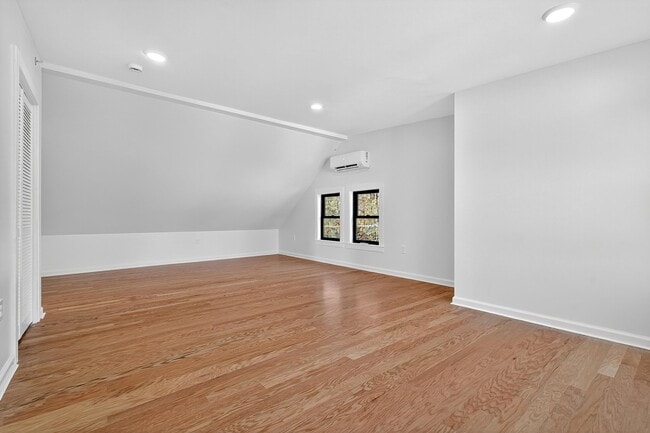 Building Photo - 167 Harrison Ave