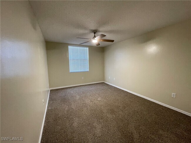 Building Photo - 8736 River Homes Lane