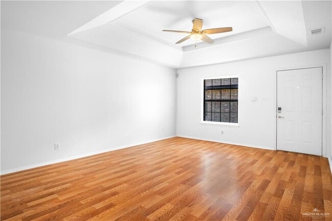 Building Photo - 7105 N 8th St