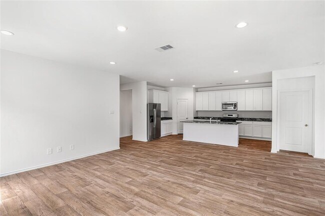 Building Photo - 5603 Poplar Rdg Ct