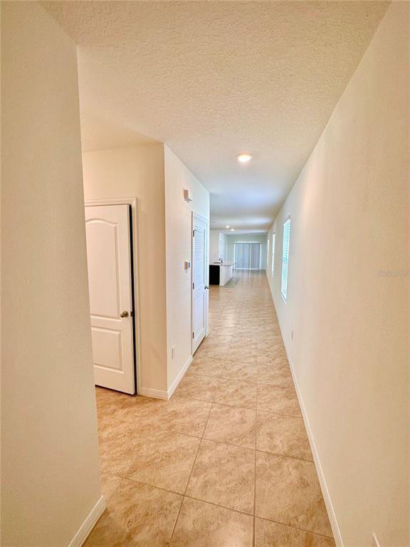 Building Photo - 1020 Chasetree Ln