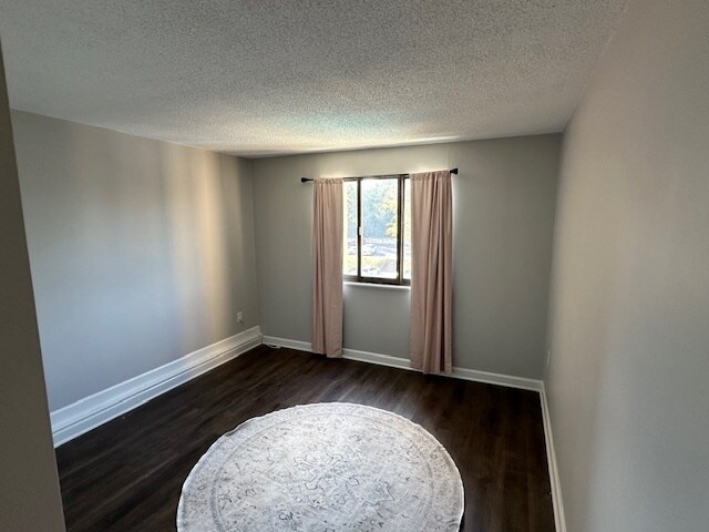 Building Photo - 1825 Saint Julian Pl