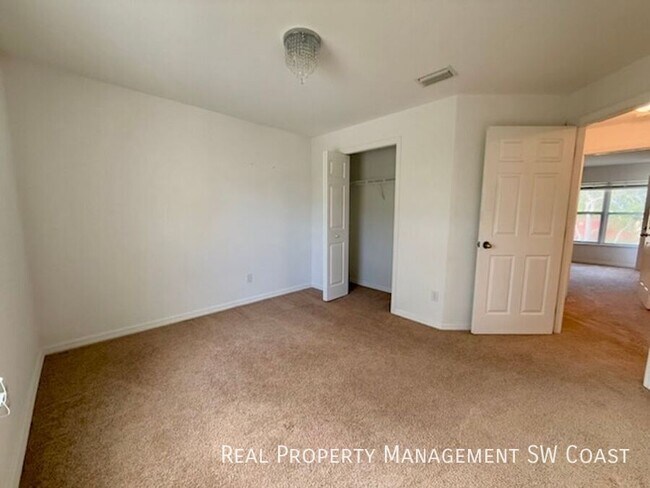 Building Photo - 5172 Leeds Rd