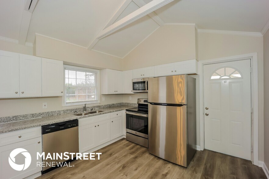 Building Photo - 6937 Doncaster Rd