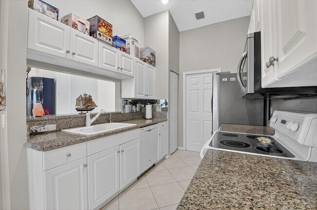 Building Photo - 7470 Chorale Rd