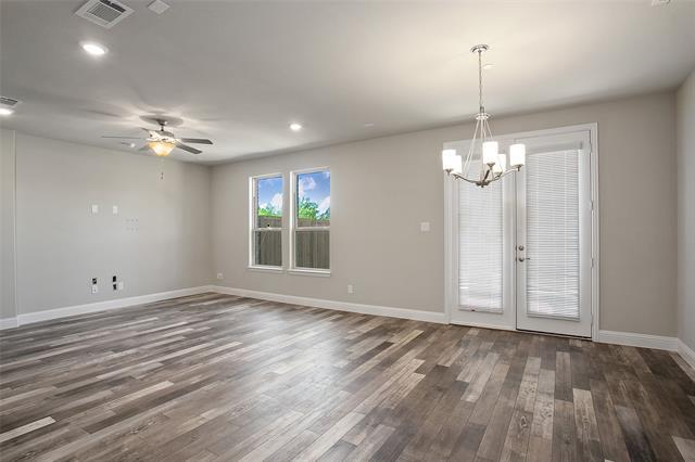 Building Photo - 5529 Liberty Dr