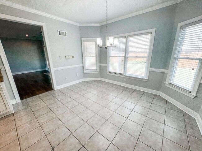 Building Photo - 464 Thornbuck Cove